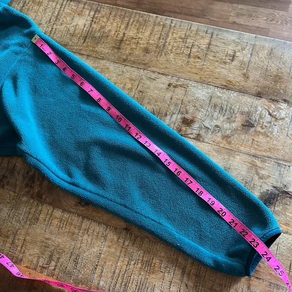 Patagonia Lightweight Synchilla® Snap-T® Pullover Size Small - Picture 10 of 16